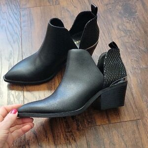 Black Ankle Boots with Textured Heel